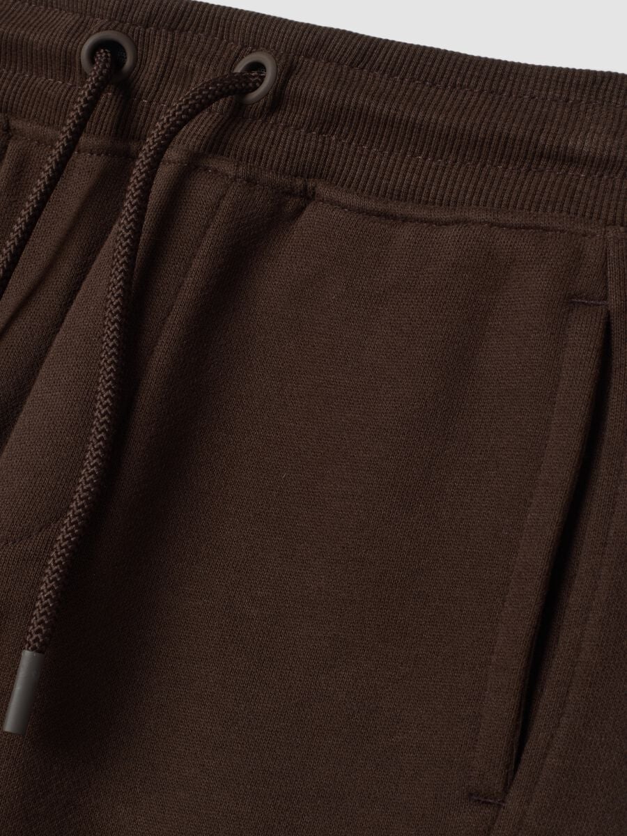 Pantaloni jogger marroni in puro cotone organico relaxed fit_2
