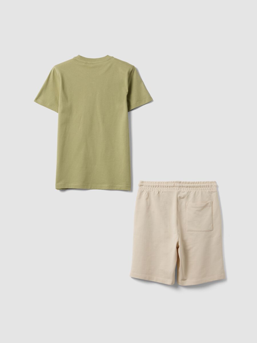 Green pure cotton set with T-shirt and shorts_1