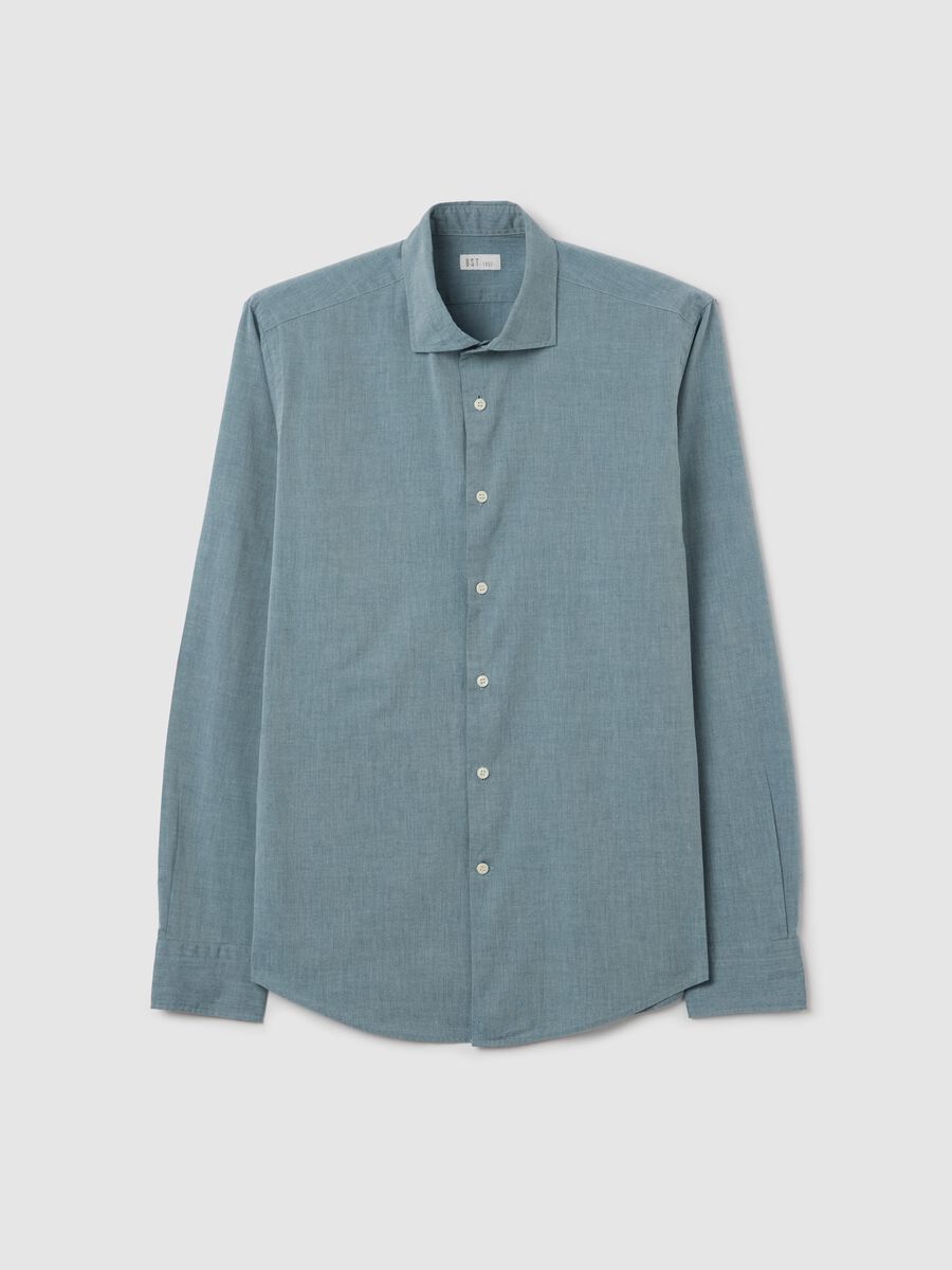 Camicia slim fit in blu chambray_4