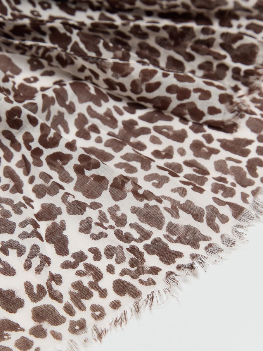 Fringed scarf in beige cotton_2