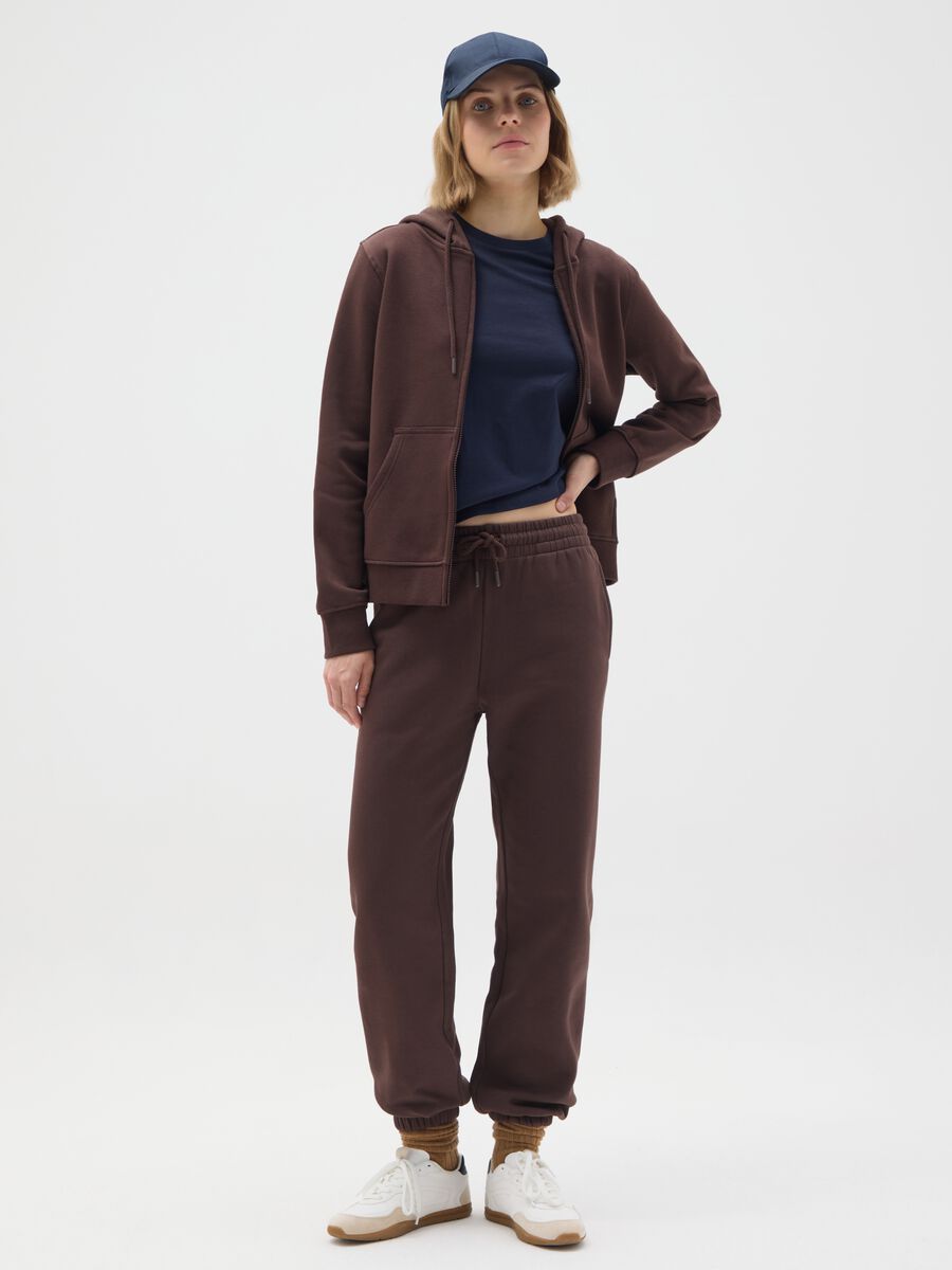 Brown cotton blend trousers with regular fit_0