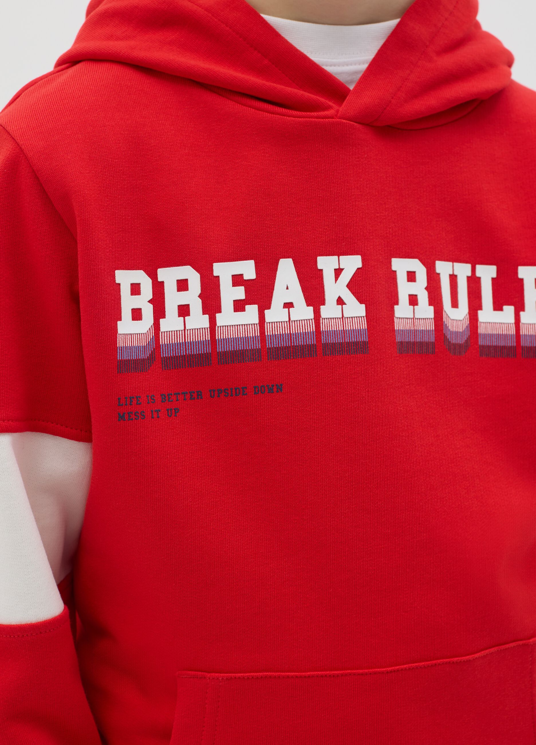 Sweatshirt with hood and "Break Rules" print