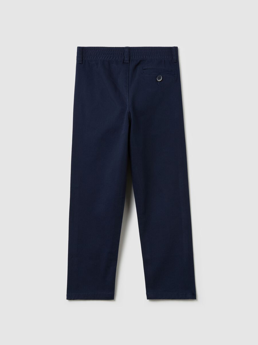 Chino trousers with pockets_1