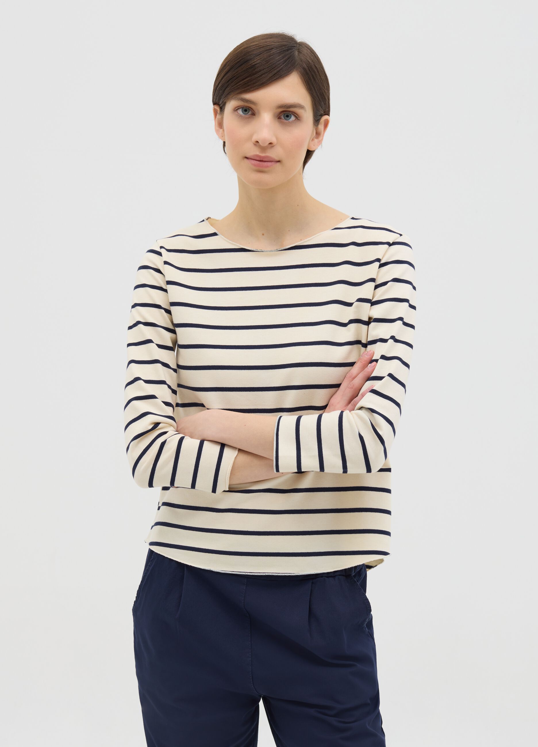 White and blue T-shirt in striped cotton