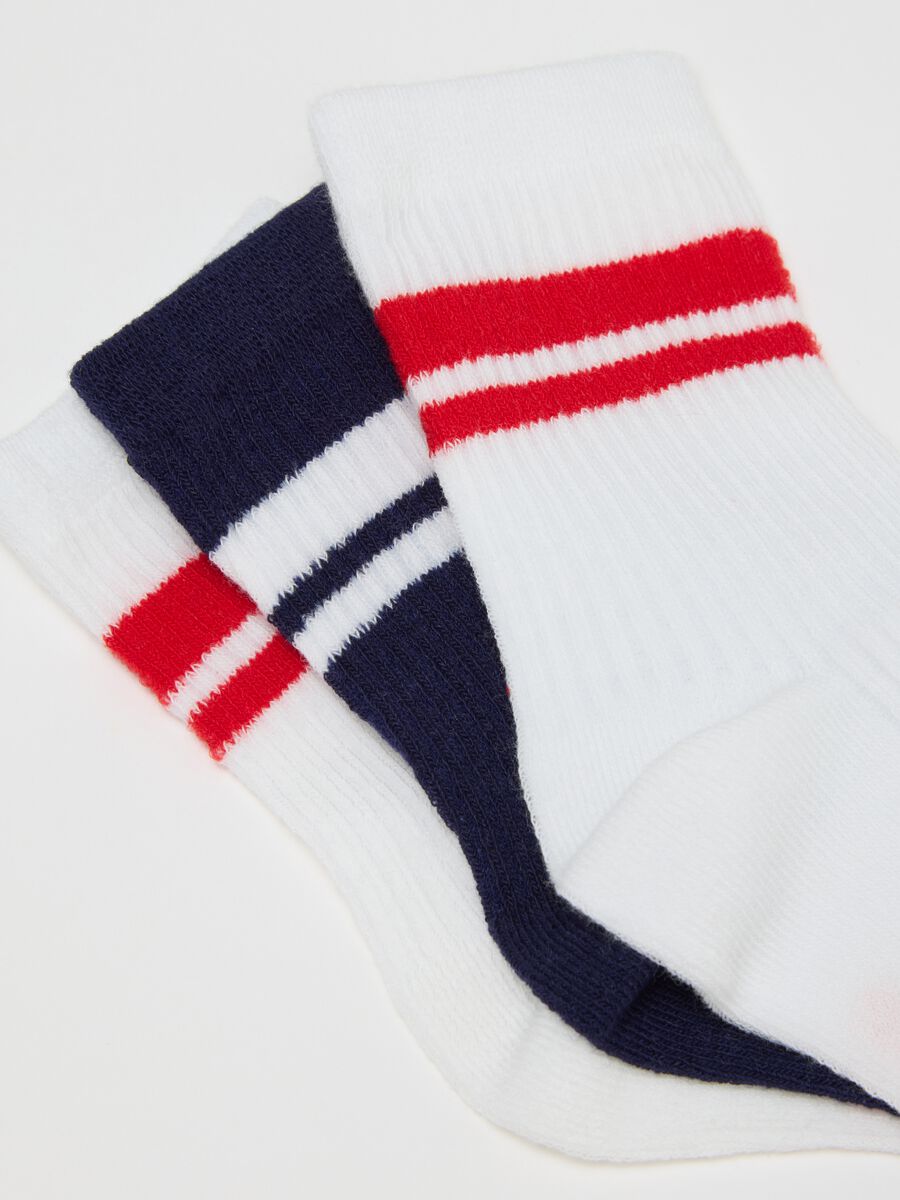 Girls' multicoloured cotton stretch socks tripack_1