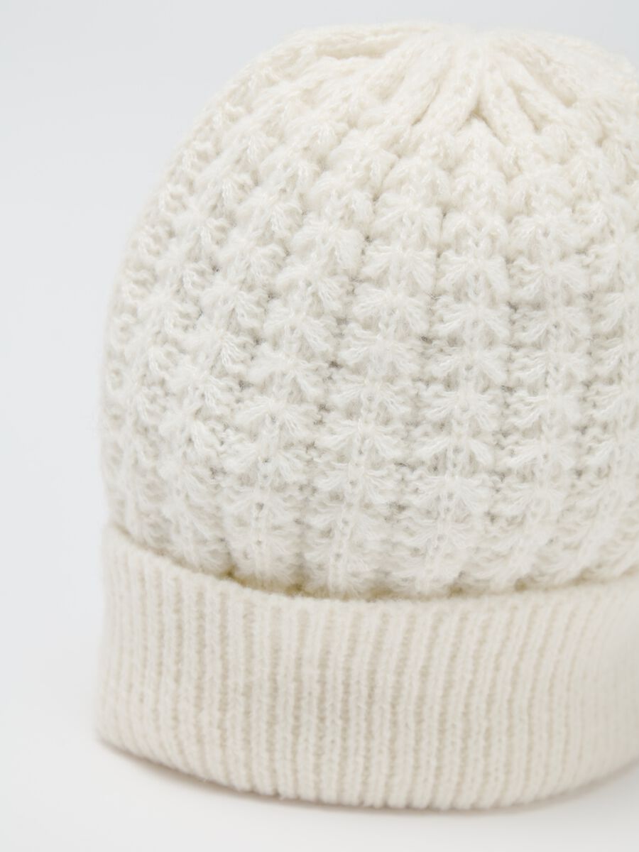 Ribbed hat with fold_2