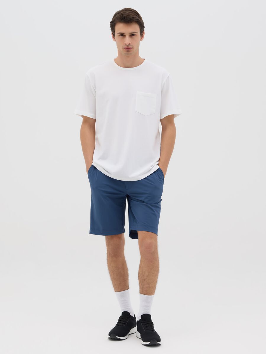 Shorts da uomo in tessuto elasticizzato blu regular fit_0