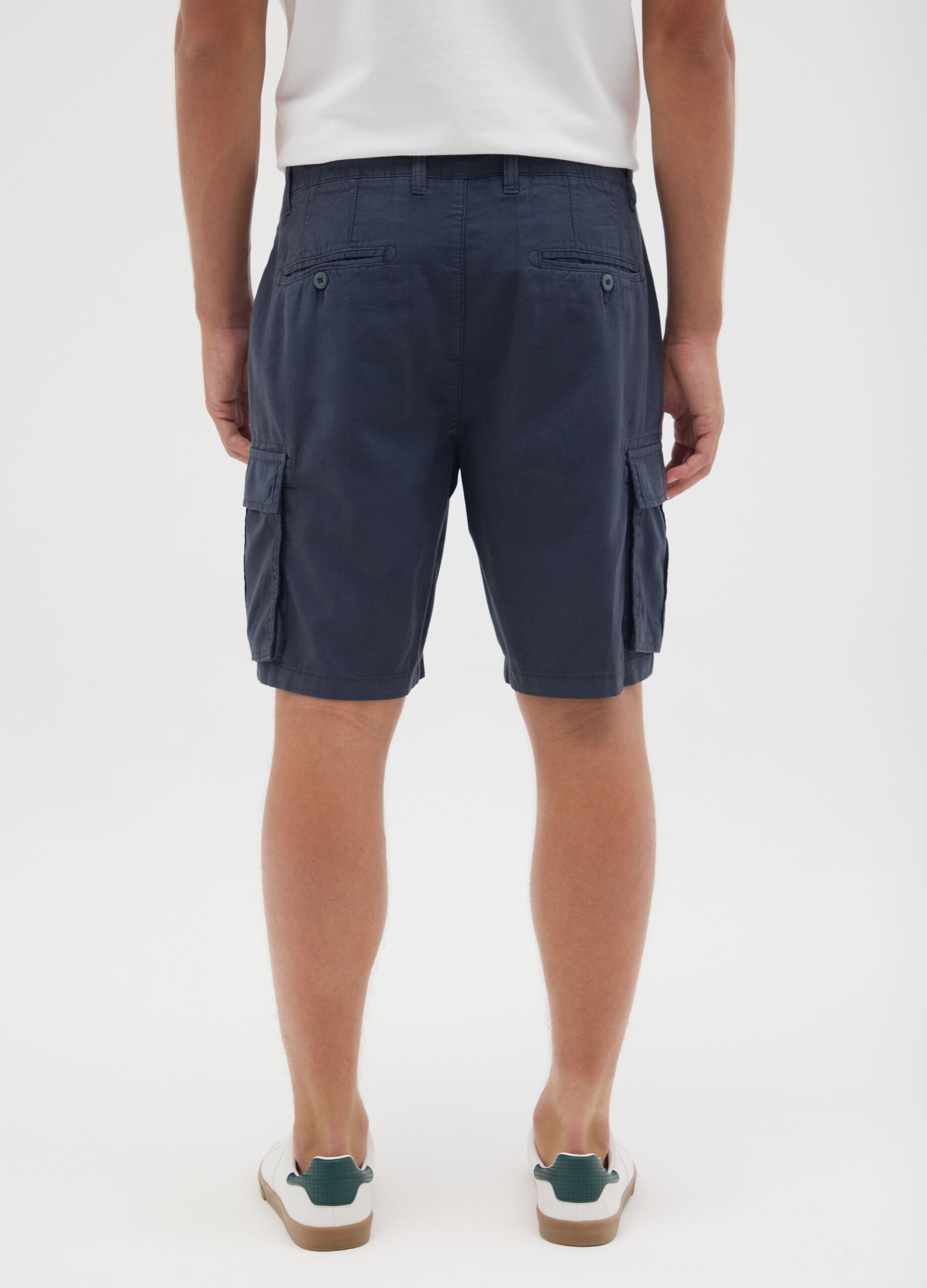 Men's blue linen blend regular fit cargo shorts