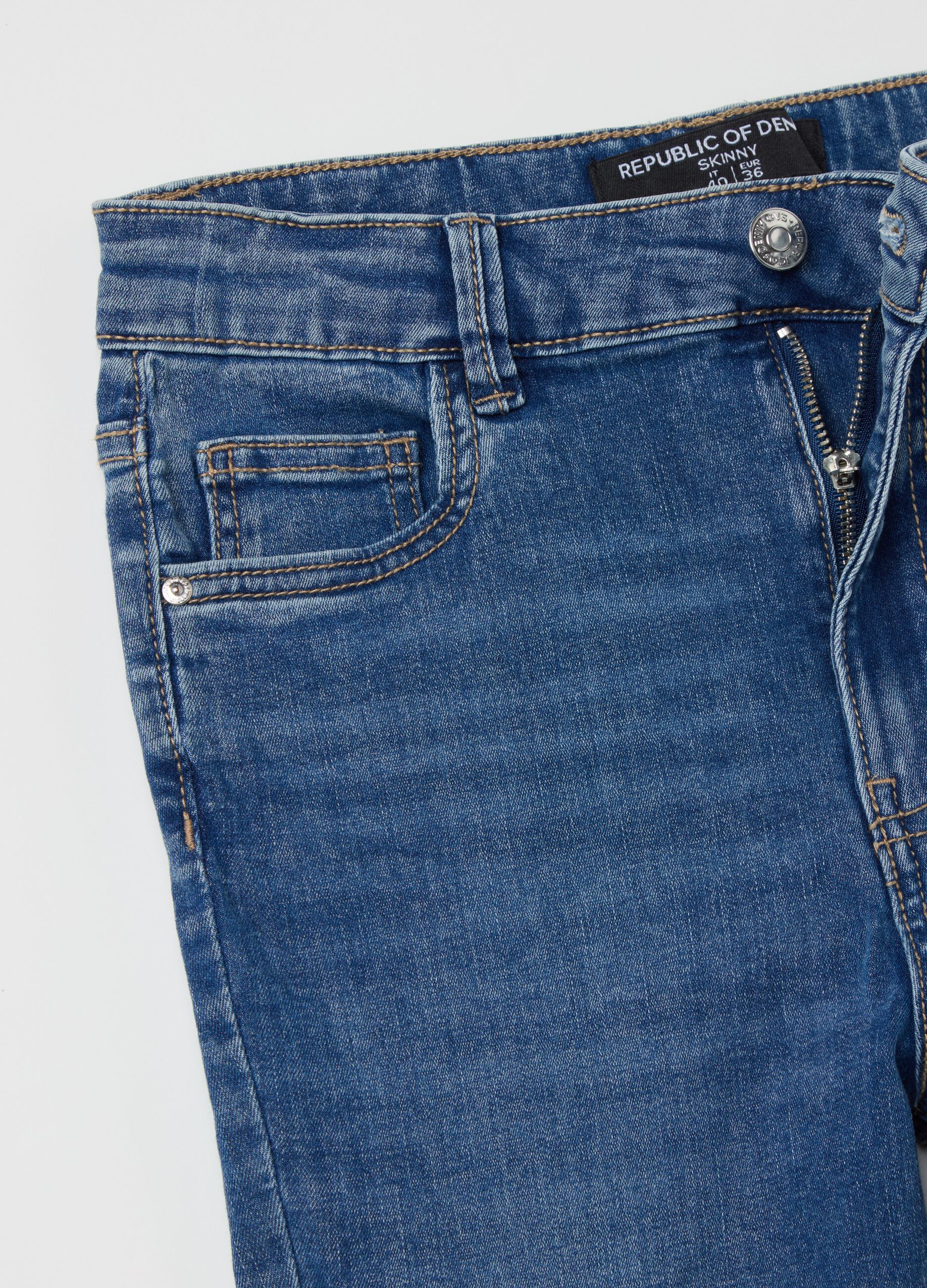 Jeans skinny fit a vita alta