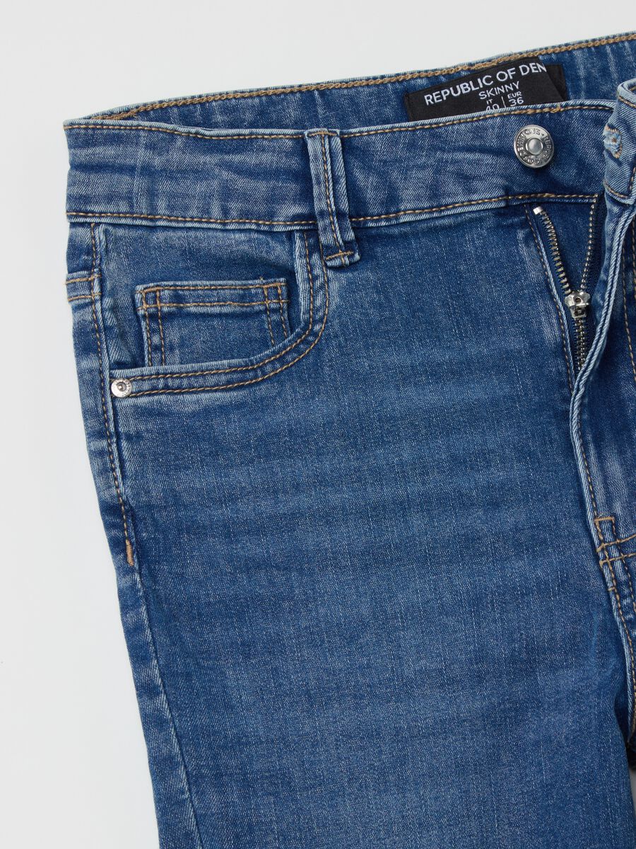Skinny-fit high rise jeans_5