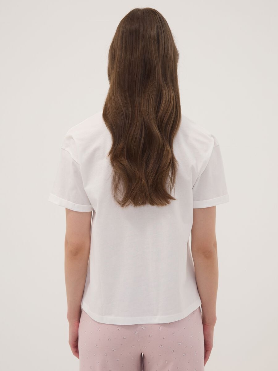 T-shirt pigiama bianco in cotone organico con scritte frontali_3