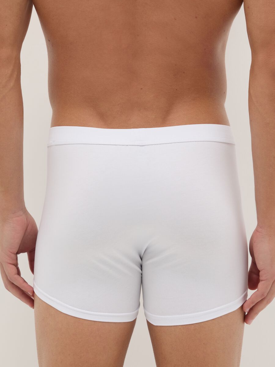 Twin-pack of white boxer shorts in stretch cotton, regular fit_2