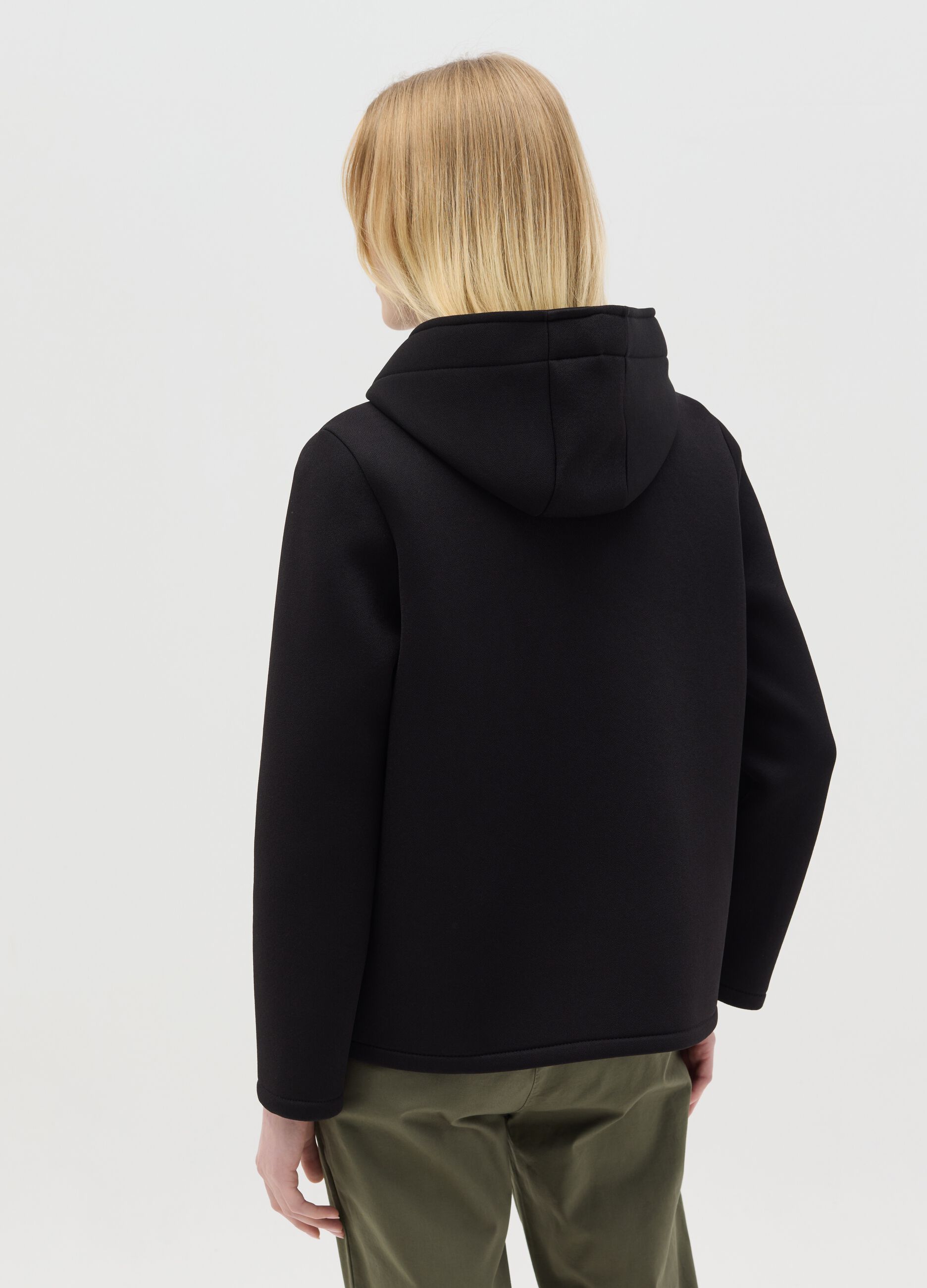 Short jacket with hood and buttons