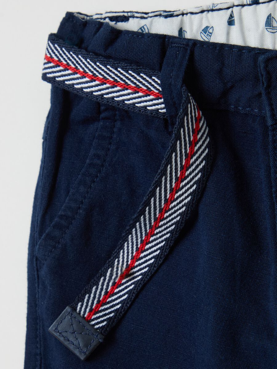 Chino trousers with belt_3
