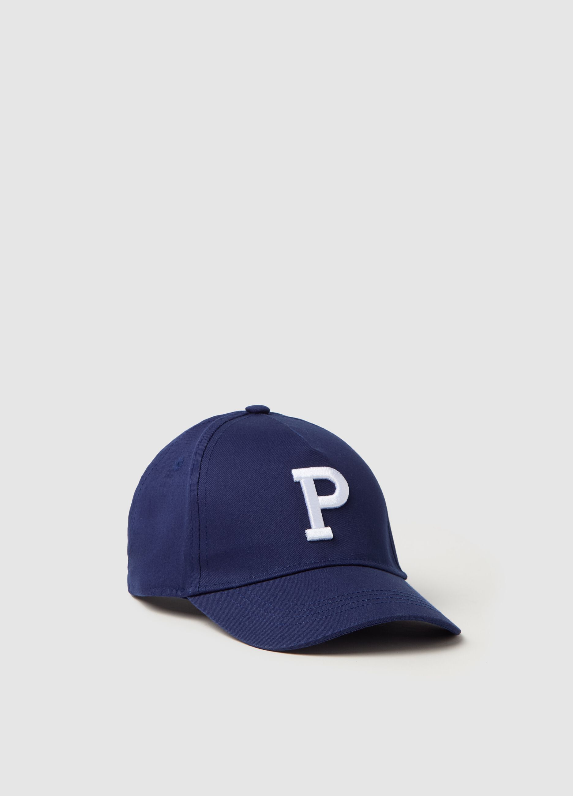 Baseball cap with embroidered logo