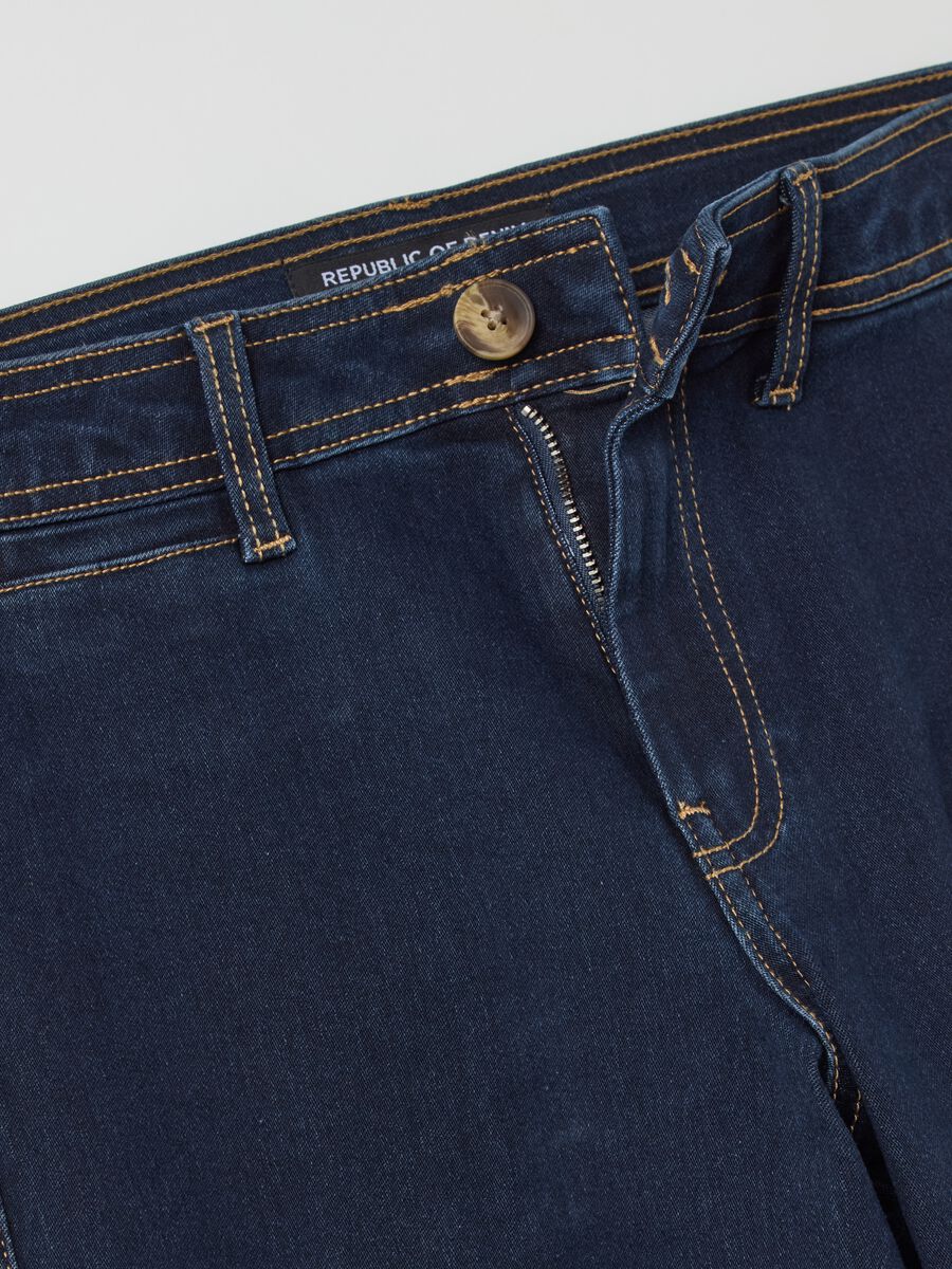 Flare-fit high-rise culotte jeans_5