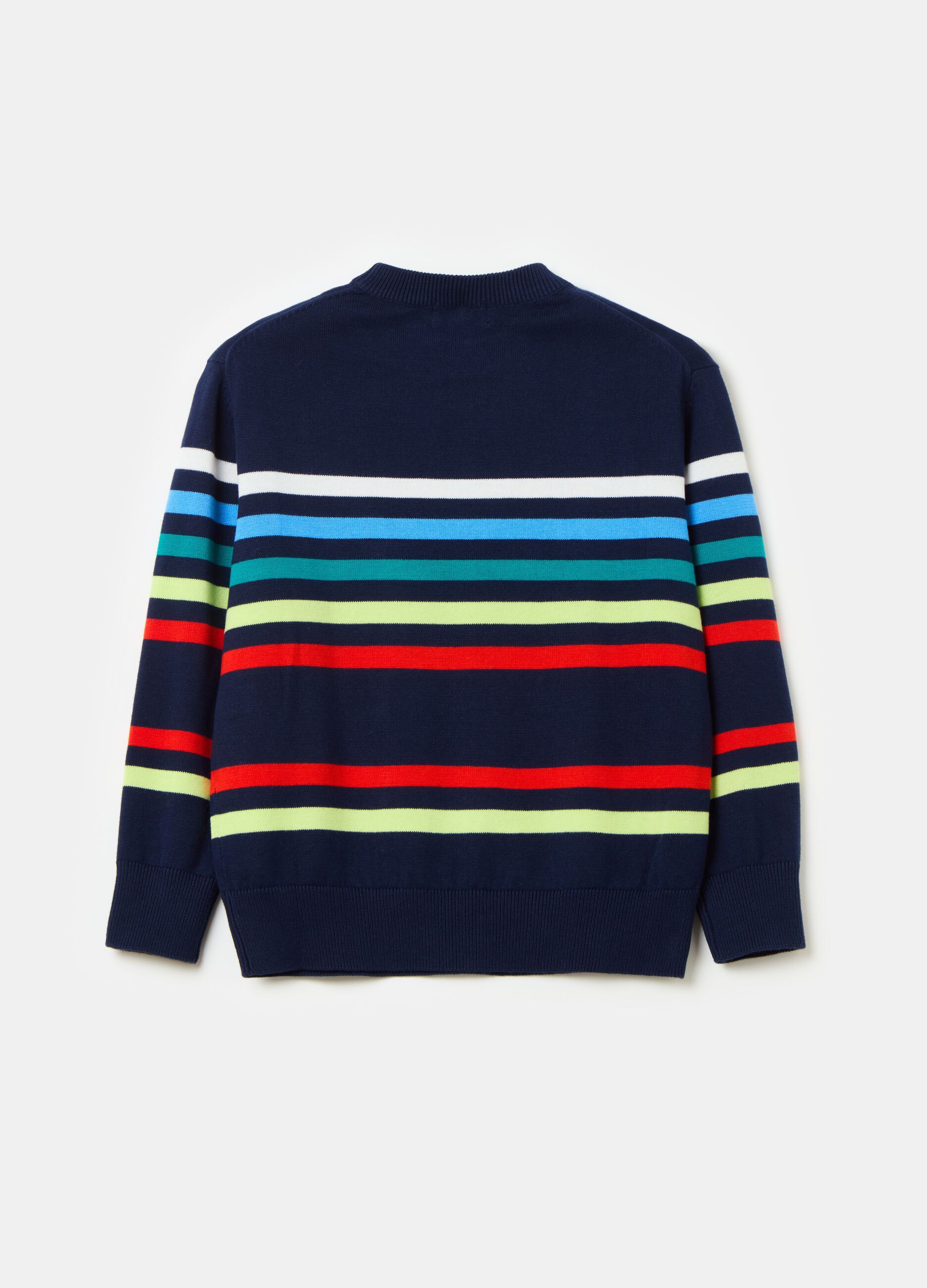 Pullover with round neck and striped design