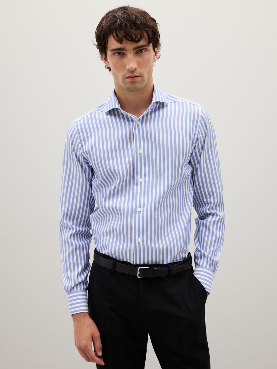 Camicia in puro cotone a righe slim fit_0