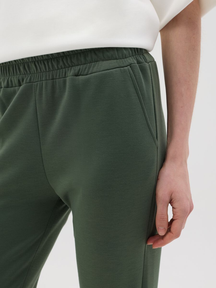 Green cropped trousers in stretch viscose blend_3