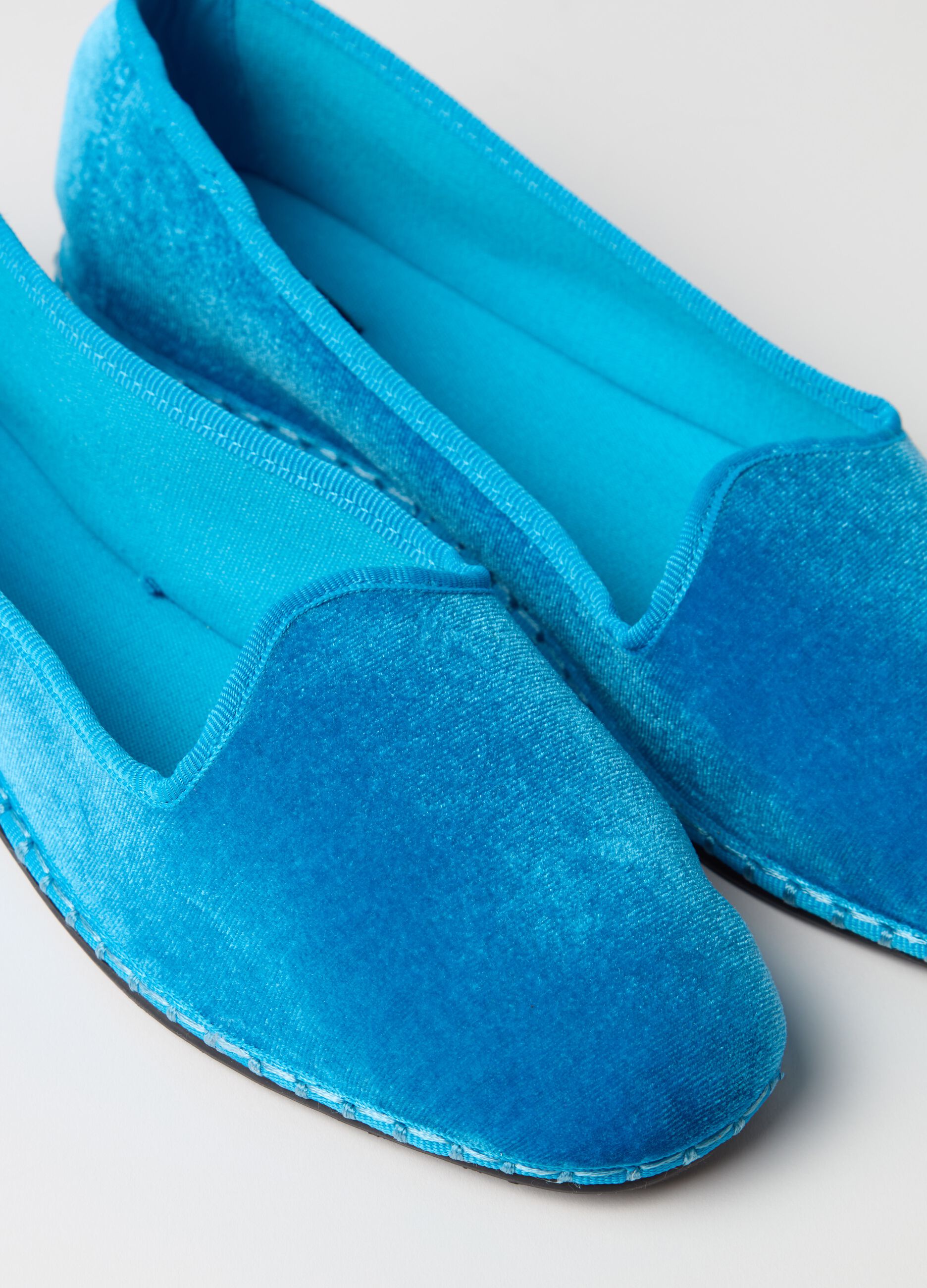 Solid colour slipper shoes