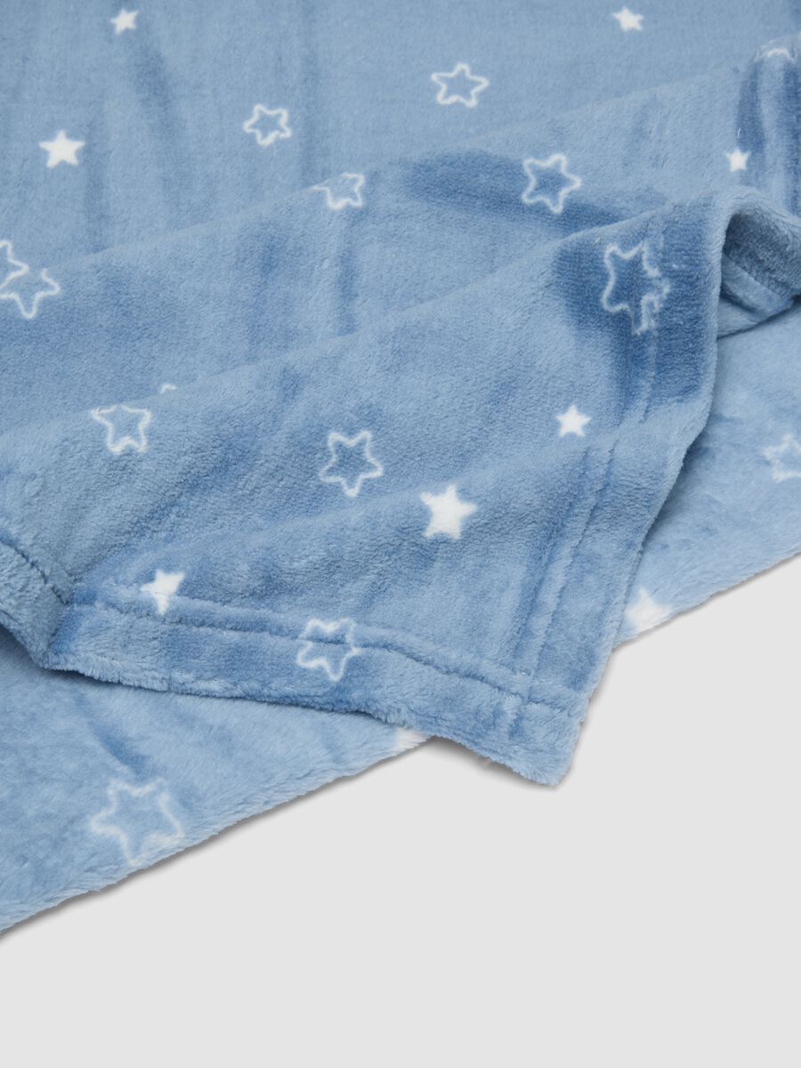Copertina azzurra con stampa stelle per culla effetto pelliccia_1