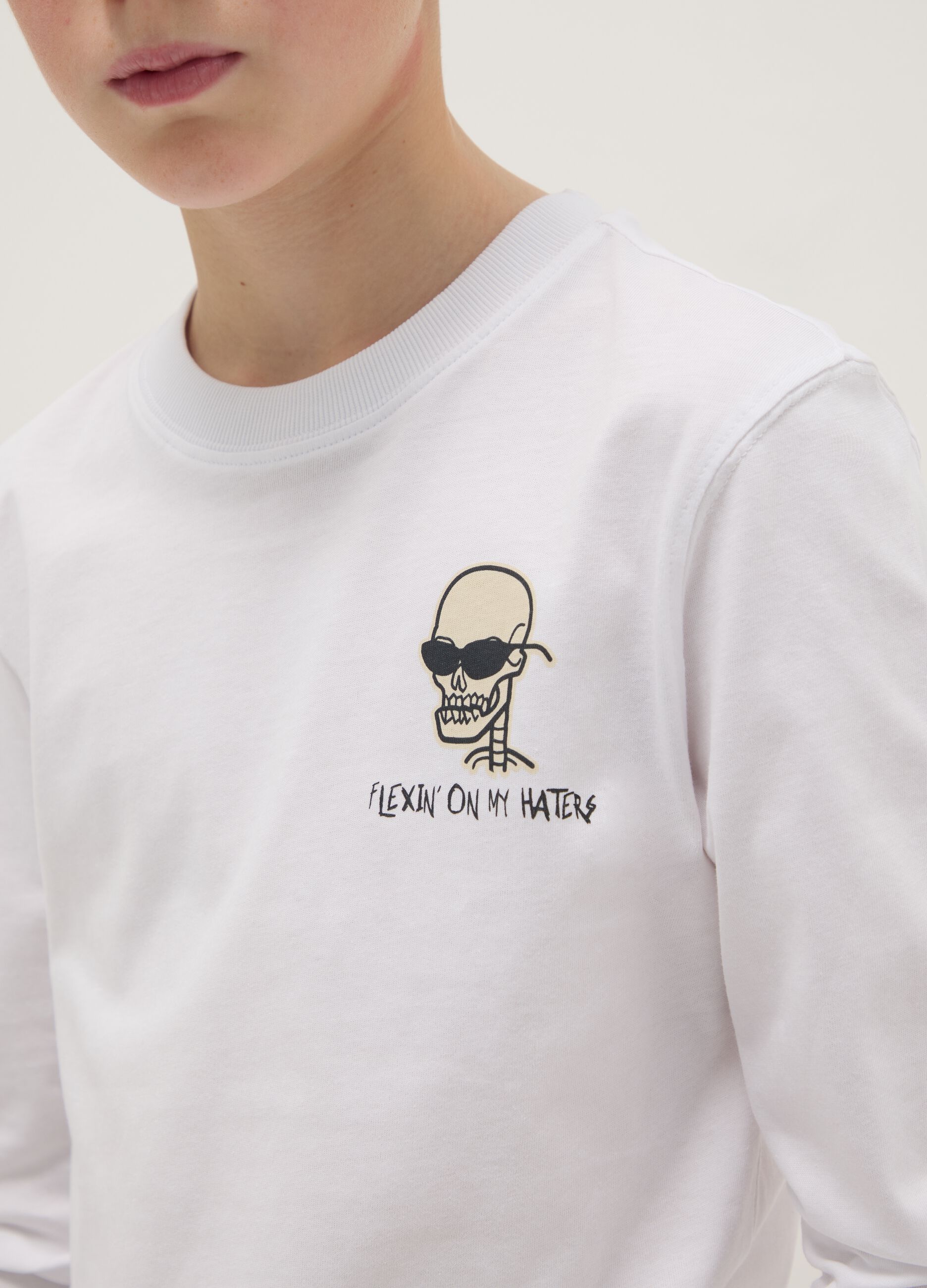 Boys' regular fit pure cotton white T-shirt with print