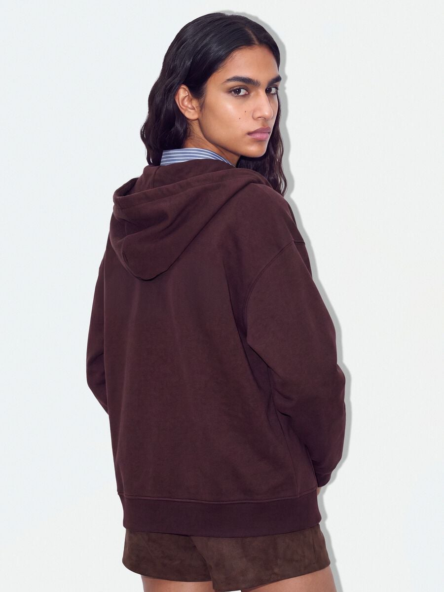 Felpa marrone in misto cotone con cappuccio e scritta Boston relaxed fit_2