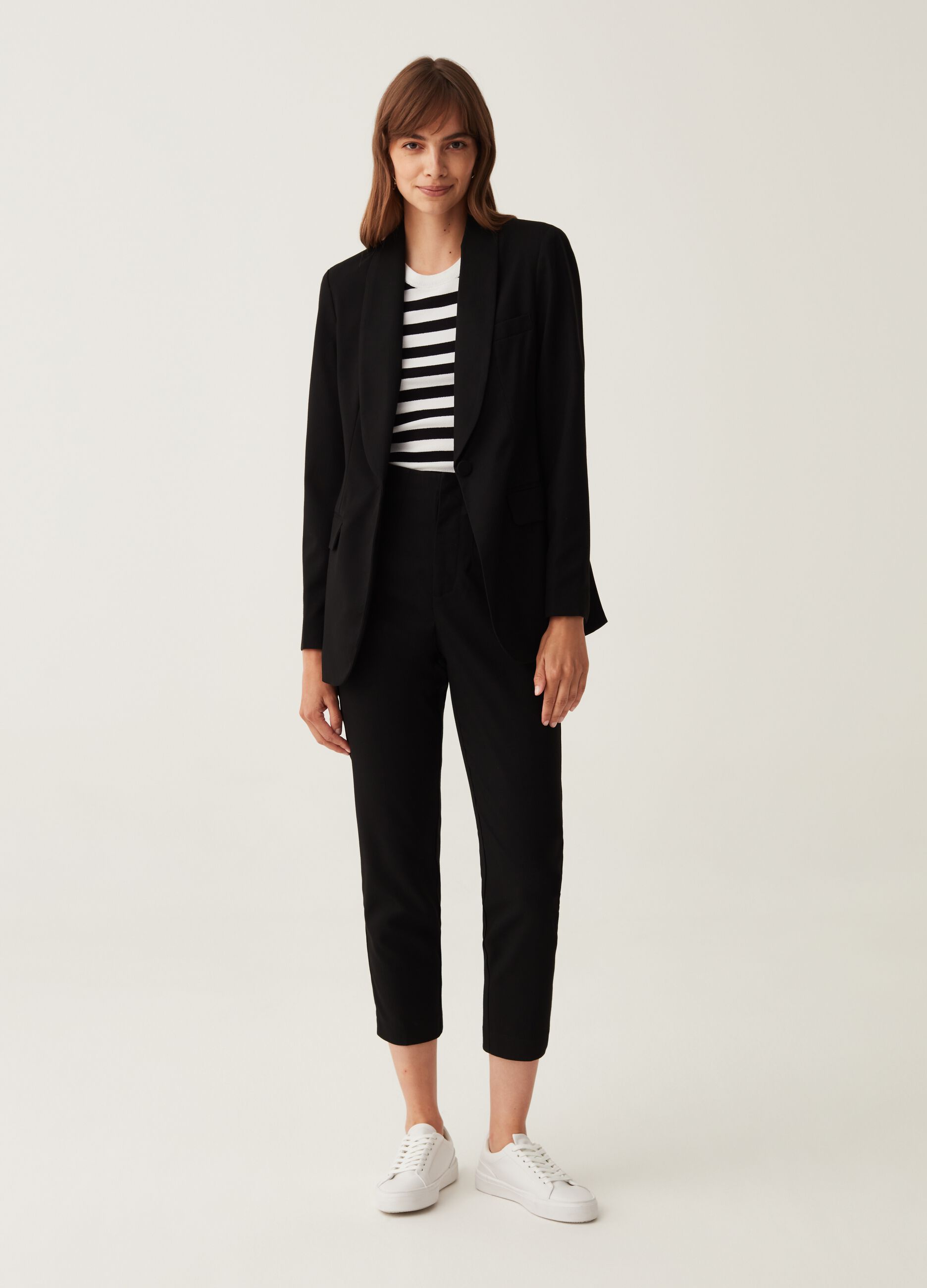 Pantaloni corti donne ovs deals
