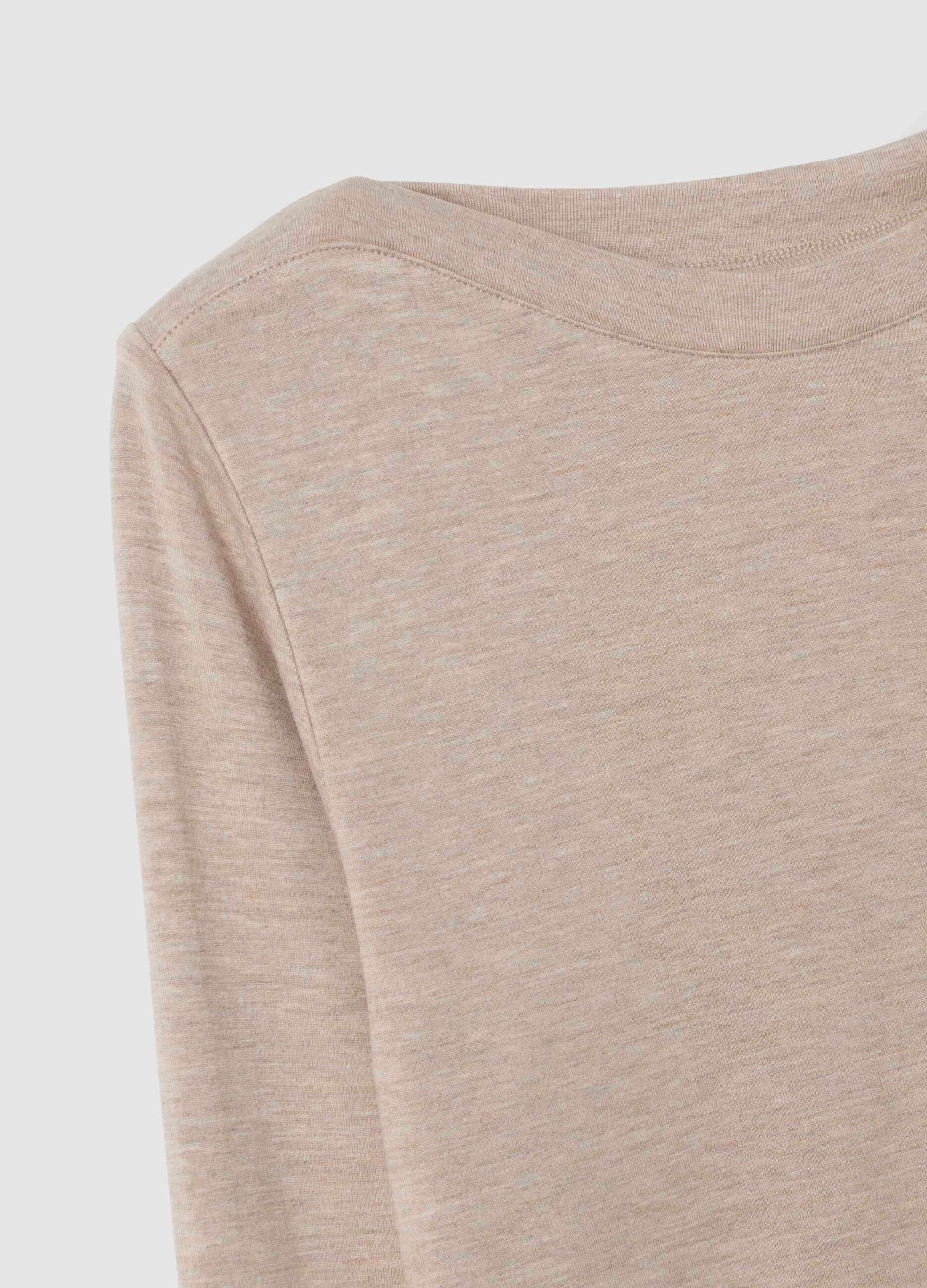T-shirt in viscosa elasticizzata beige regular fit