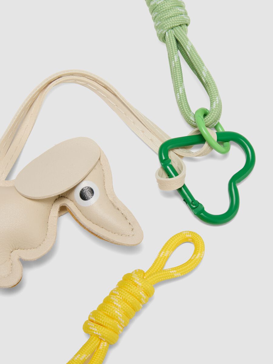 Portachiavi multicolor con charm bassotto_2