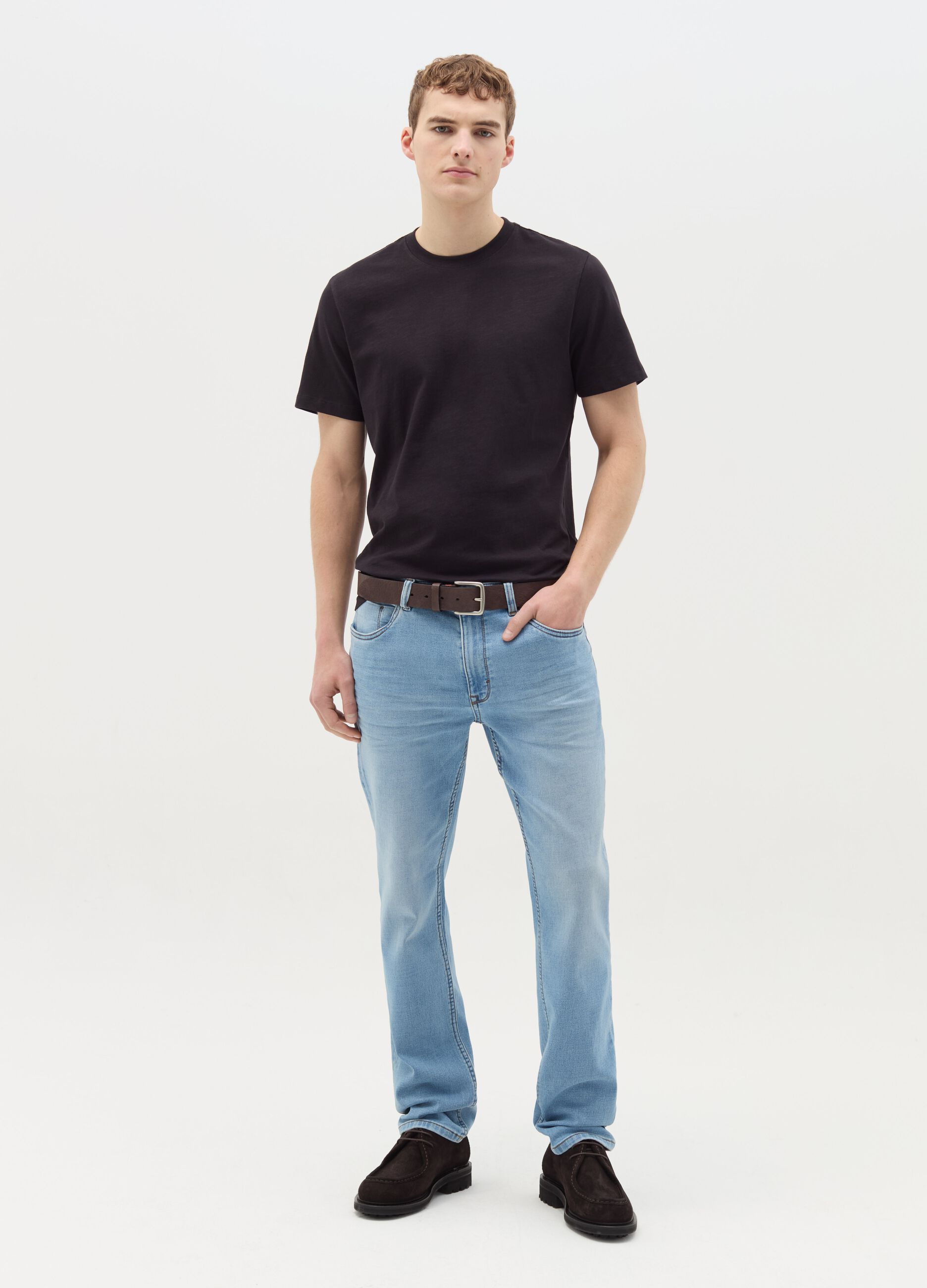 Slim-fit jeans with discolouring