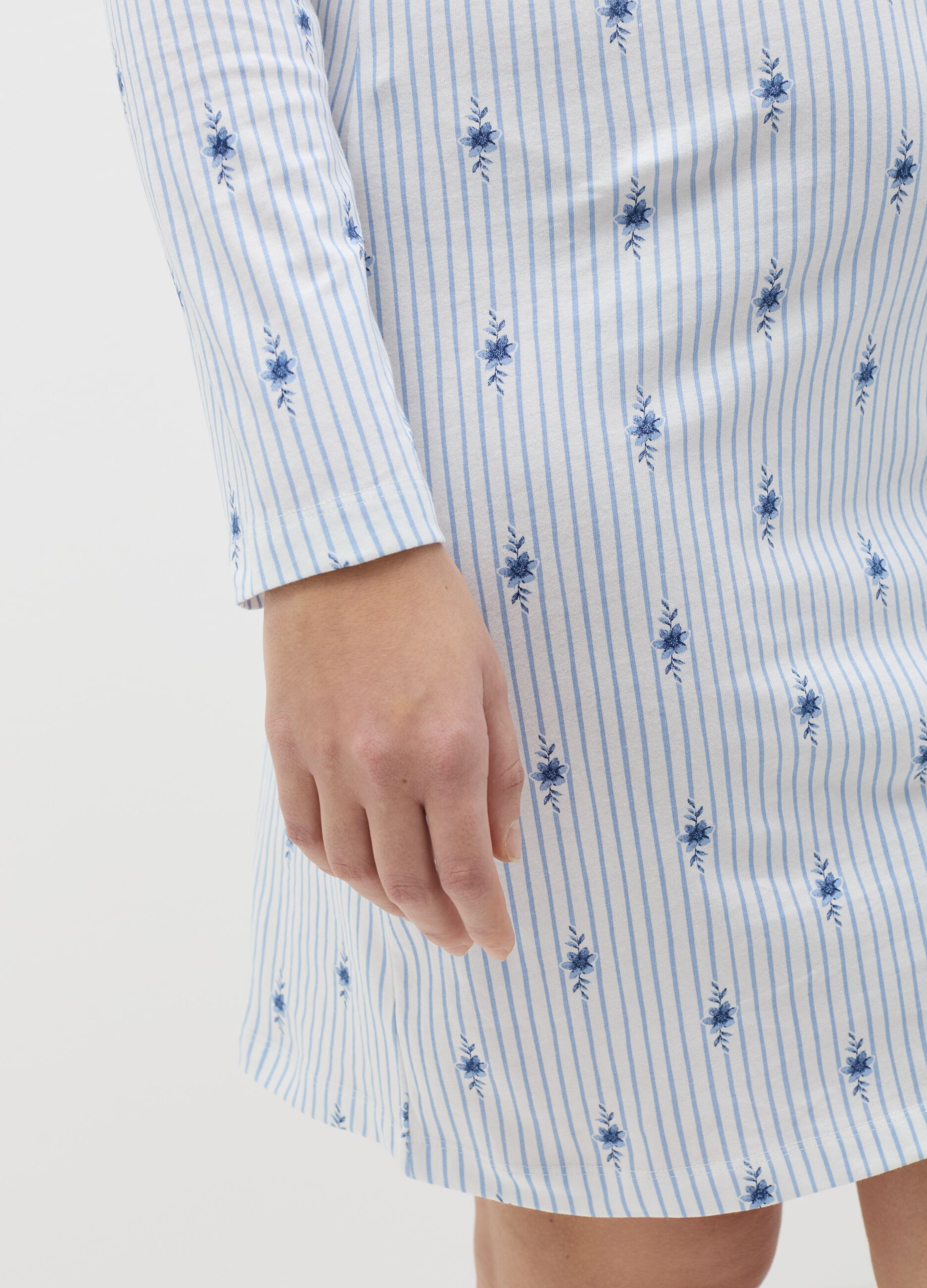 Striped nightshirt with flowers