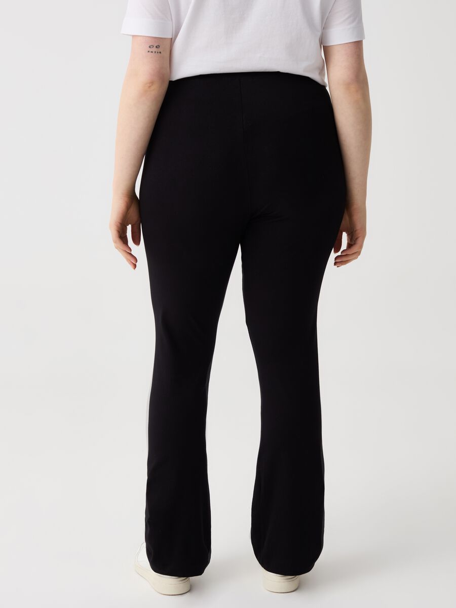 Essential Curvy bootcut-fit leggings_2