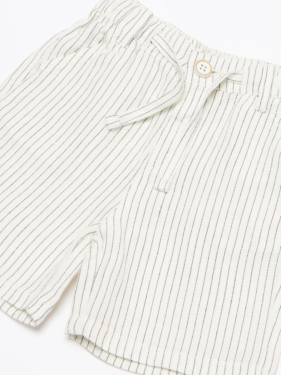 Long-sleeved shirt and striped Bermuda shorts set_2