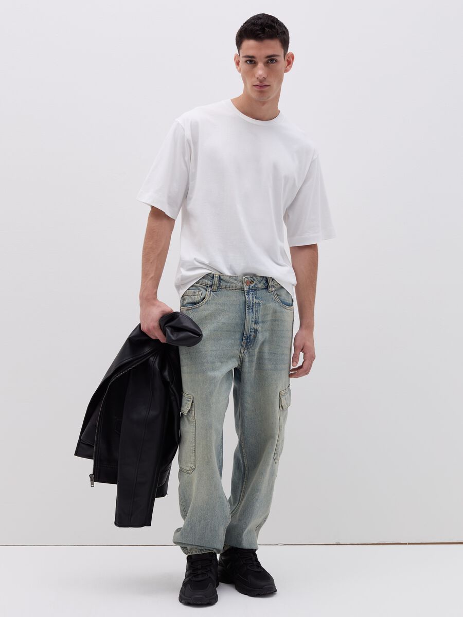 Cotton T-shirt with round neck_1