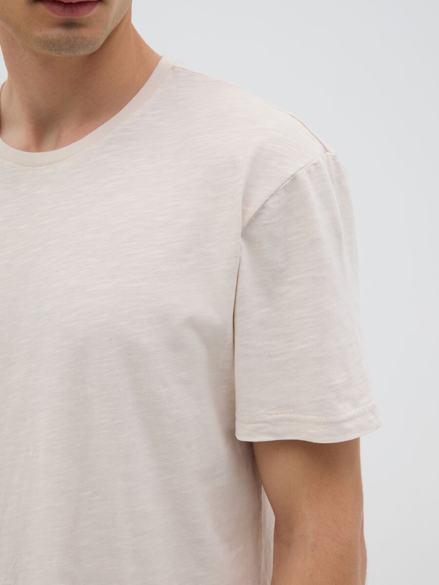 Men's beige pure cotton regular fit T-shirt_2