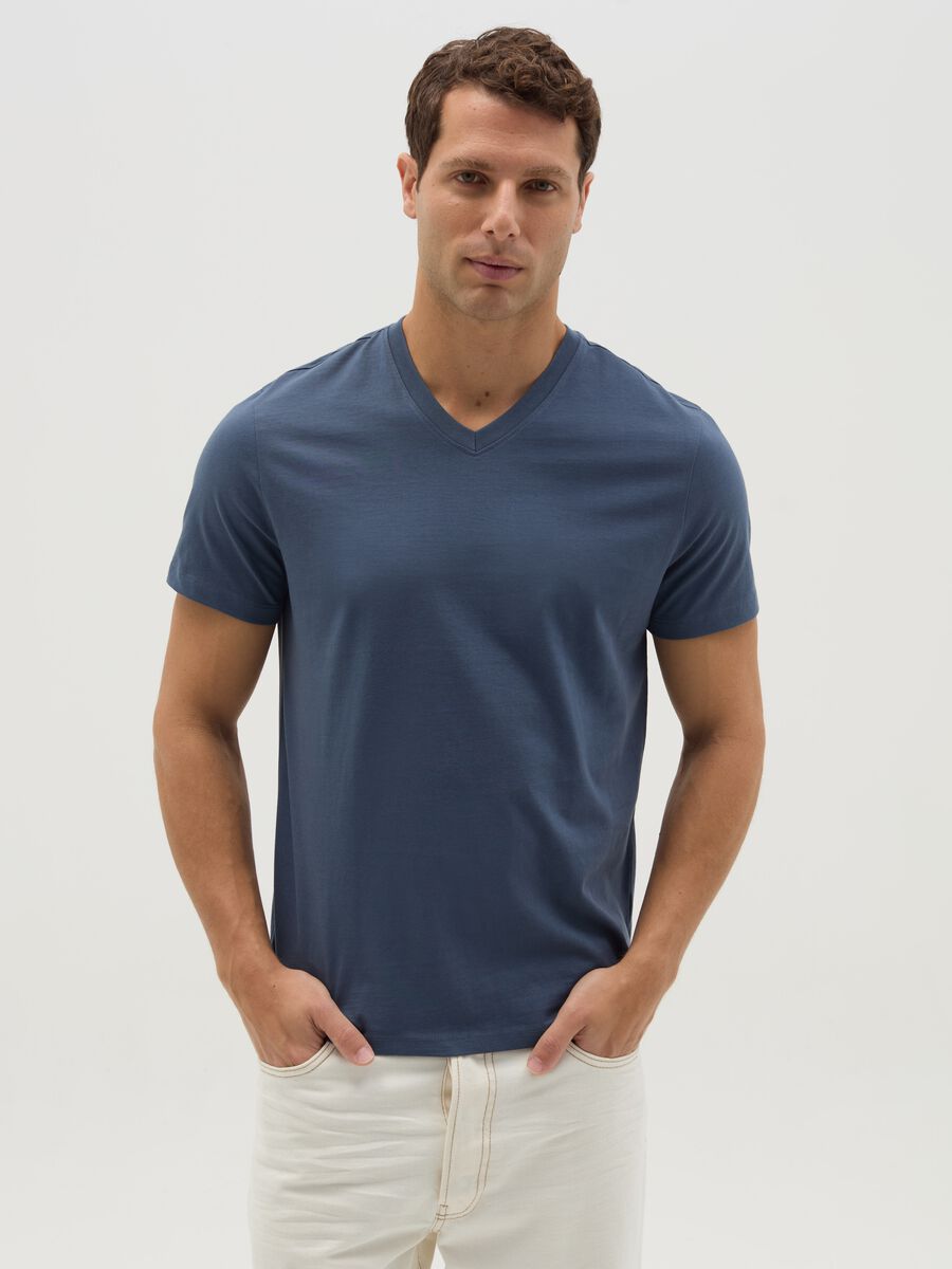Organic cotton T-shirt with V neck_0