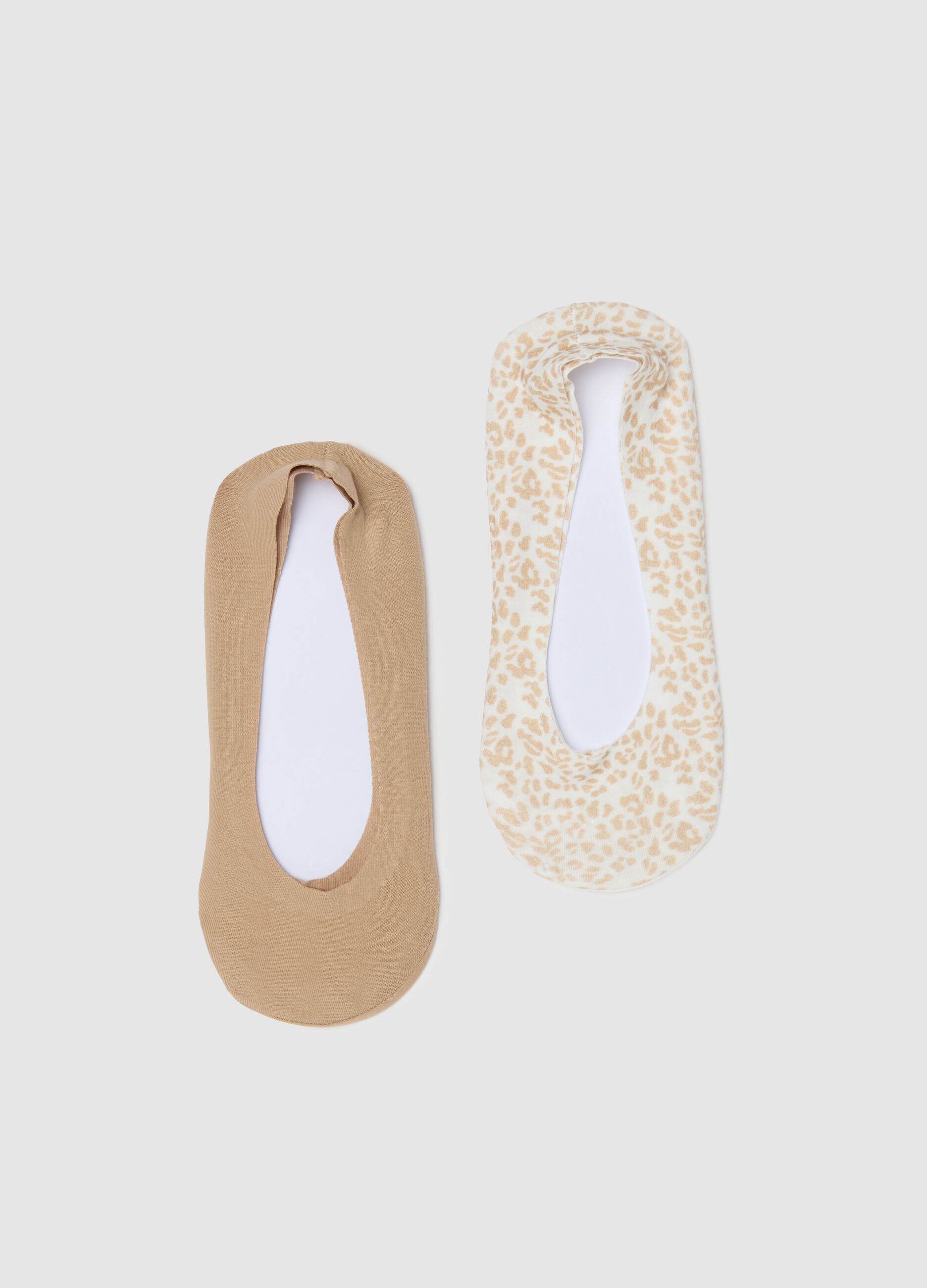 Two-pack shoe liners with laser cut