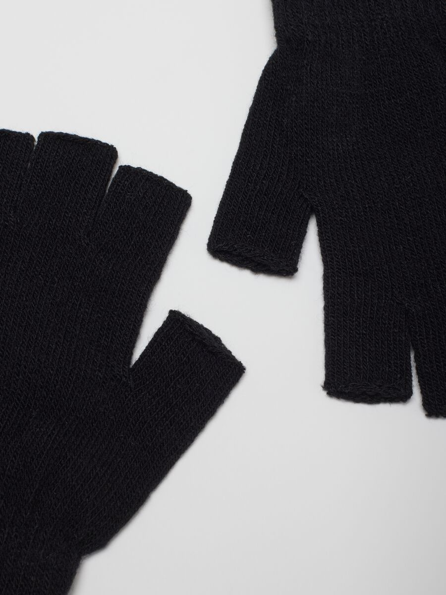 Black Fingerless Gloves_1