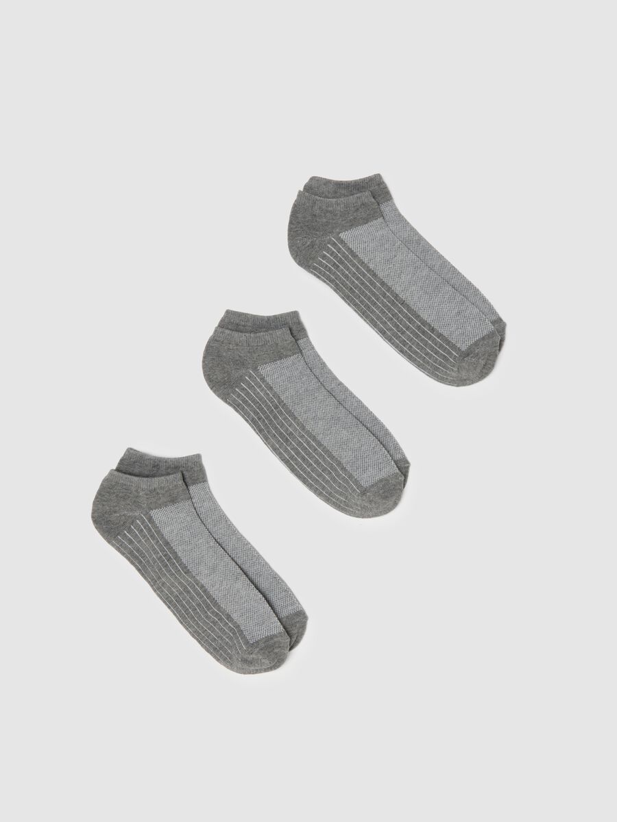Tripack of grey regular fit ankle sports socks in cotton blend_0