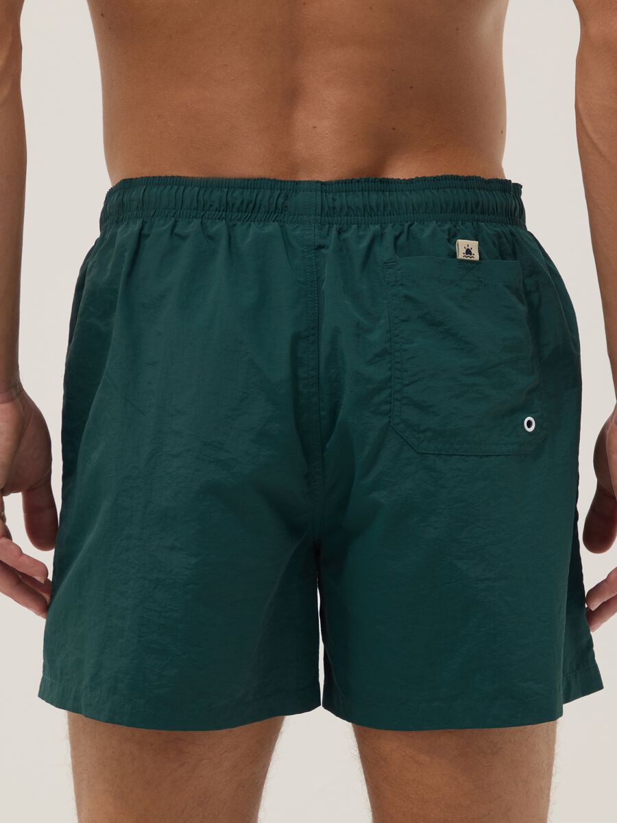 Green swim shorts with elasticated waistband_2