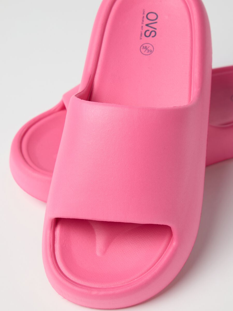 Women's Pink Rubber Sandals_2