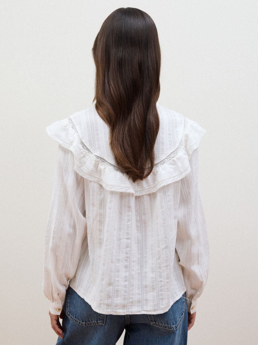 White pure cotton shirt with Mandarin collar and ruffles_3