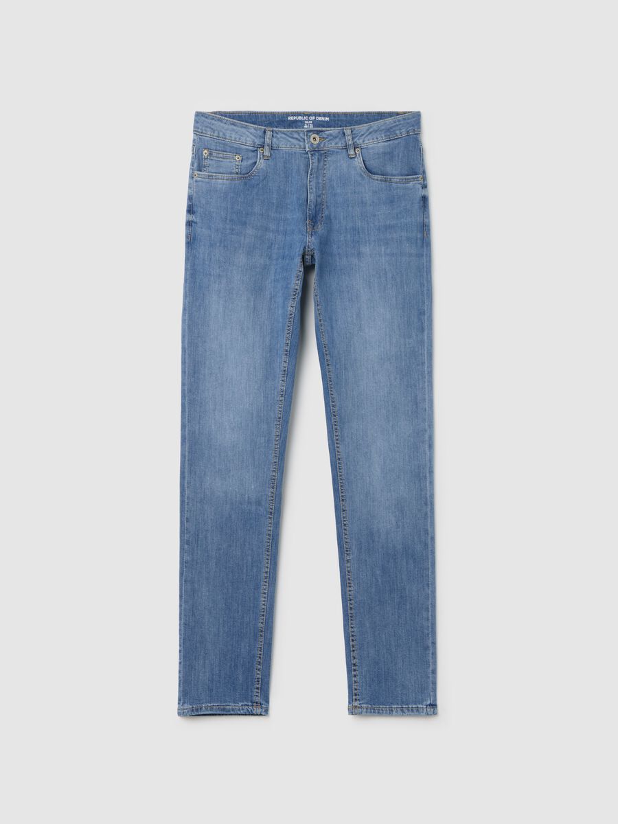Slim-fit jeans with five pockets_4