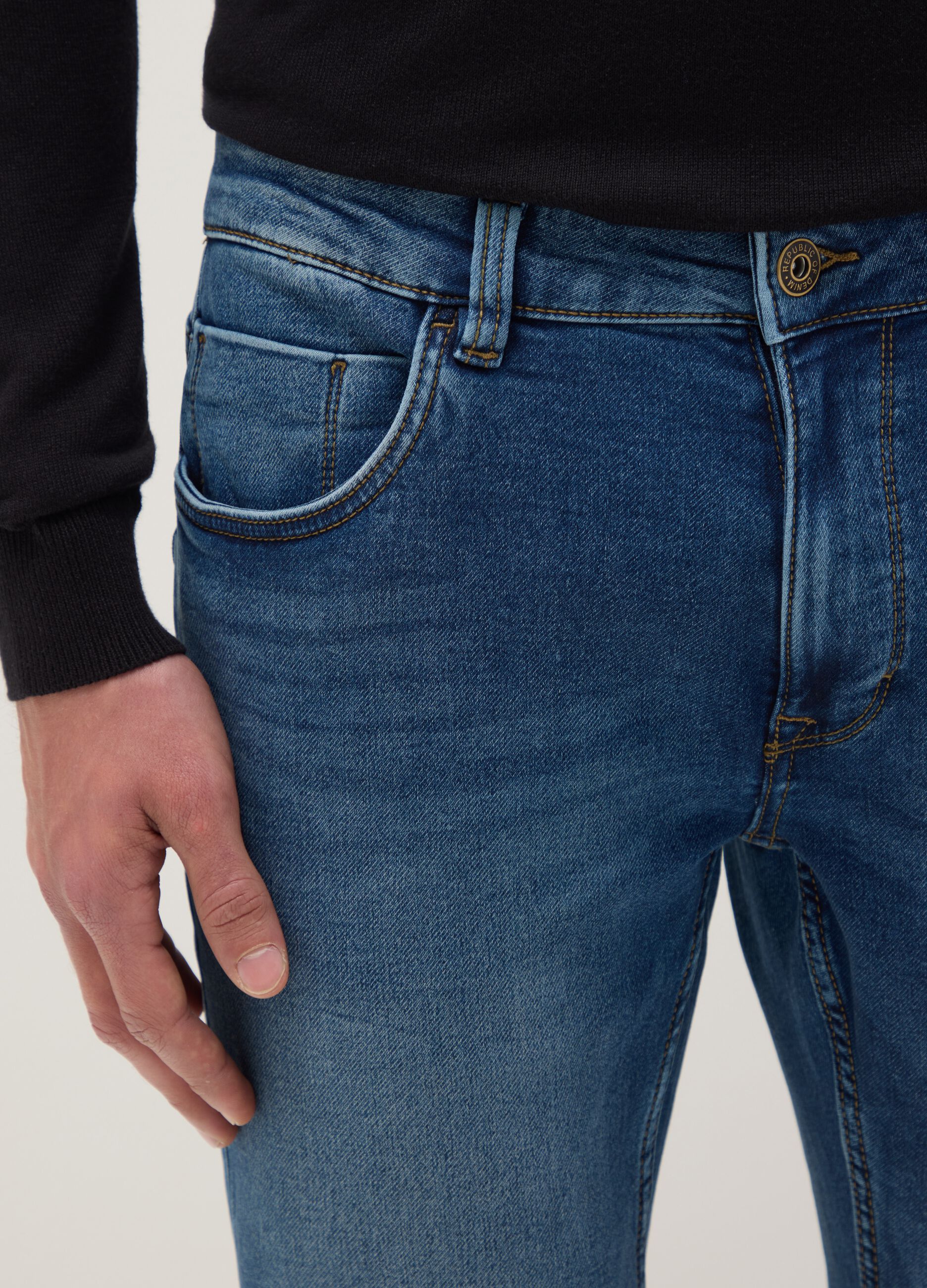 Jeans in denim blu slim fit