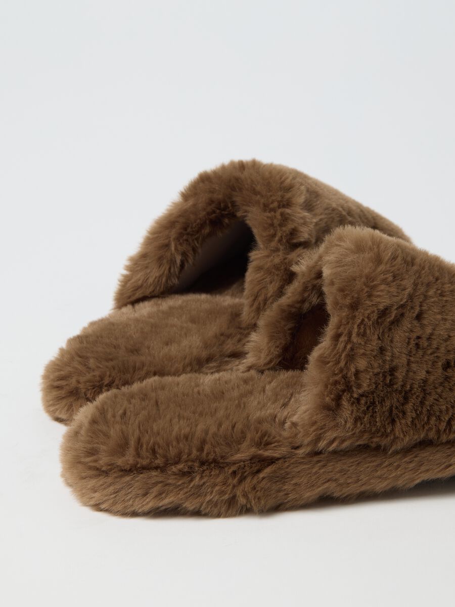 Brown Slippers_2