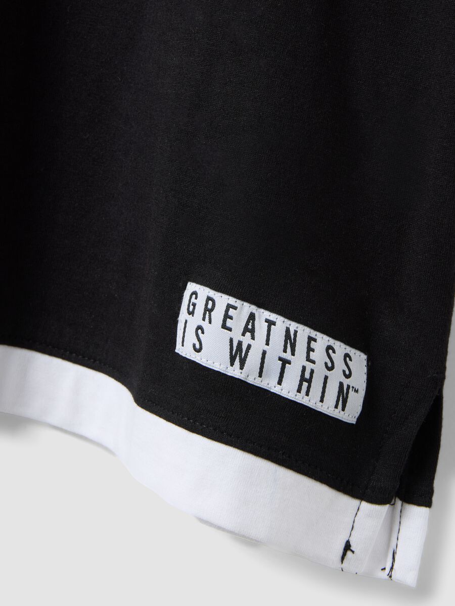 Black pure cotton t-shirt with regular fit and white trims_1