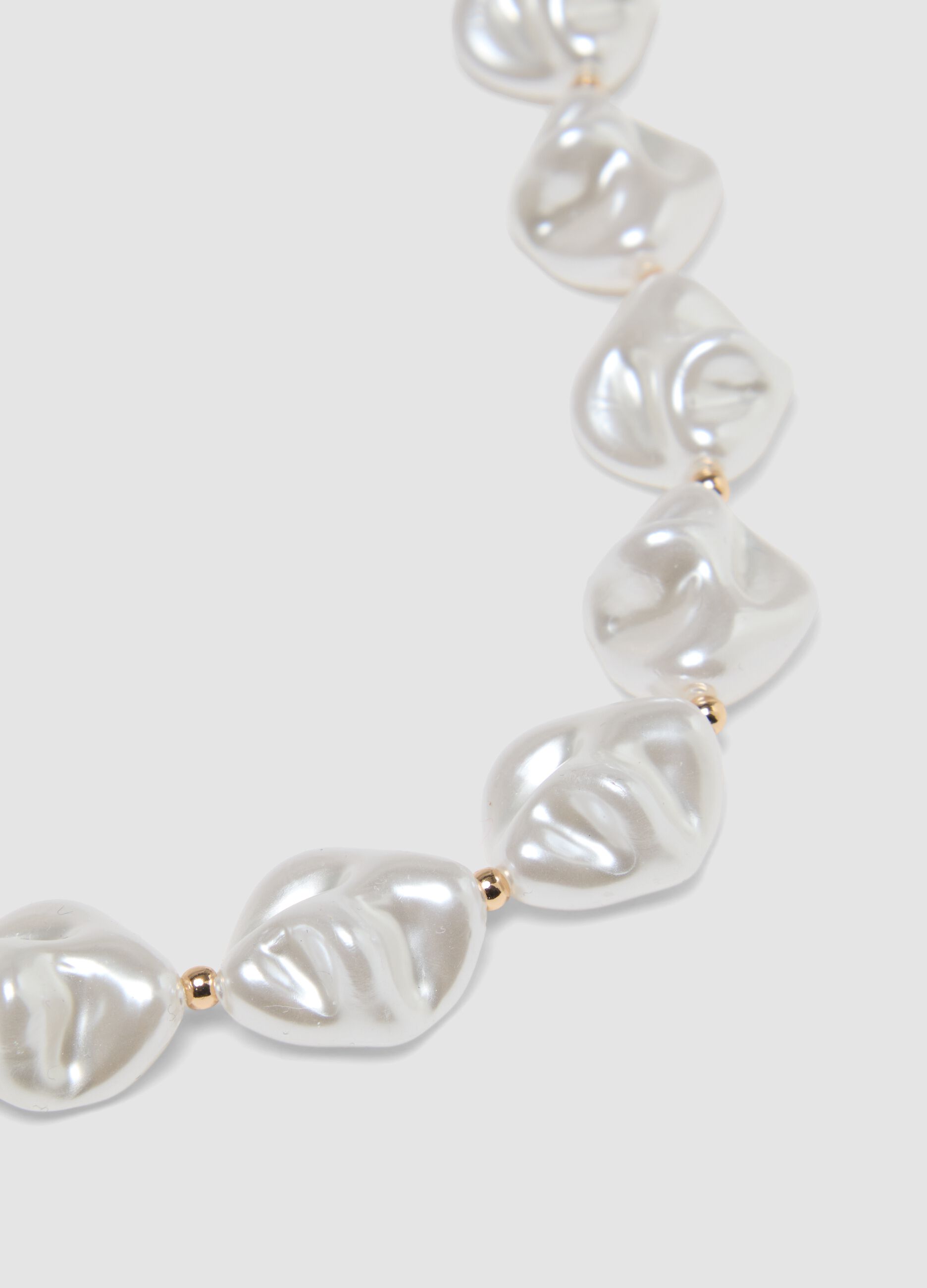Bracelet with Synthetic Pearls