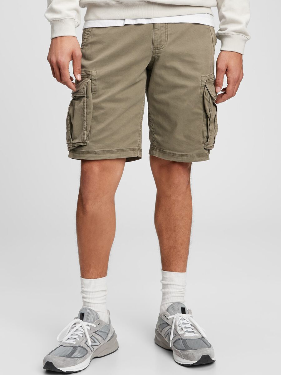 Bermuda cargo shorts in cotton and Lyocell_0