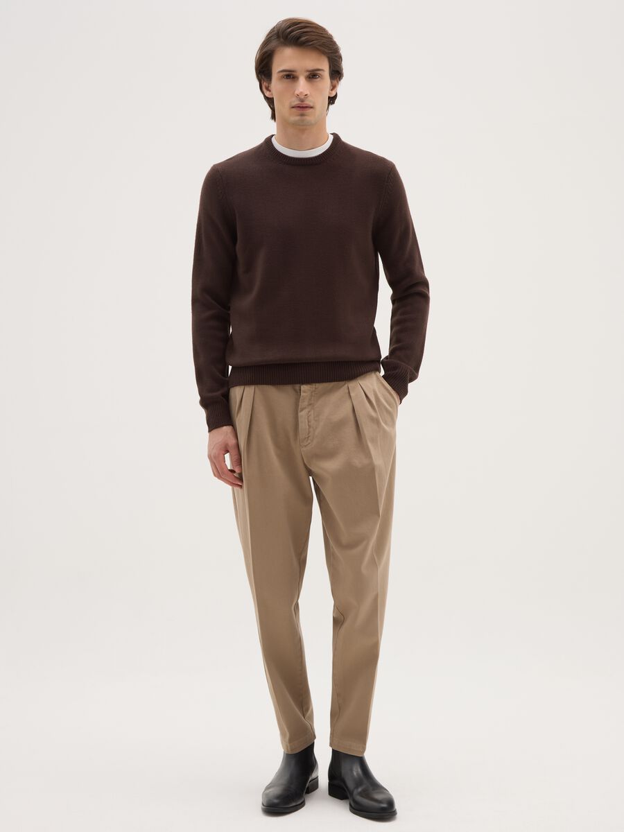Brown chino trousers in pure cotton regular fit_0